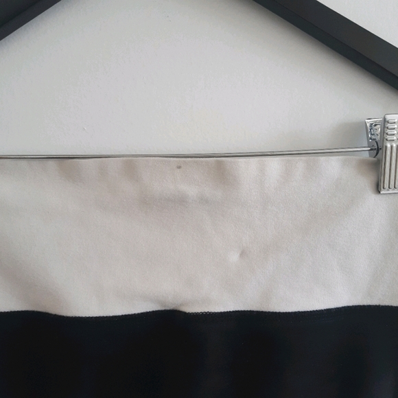 PATAGONIA Cropped Wide Leg Cinched Leggings - Picture 8 of 8